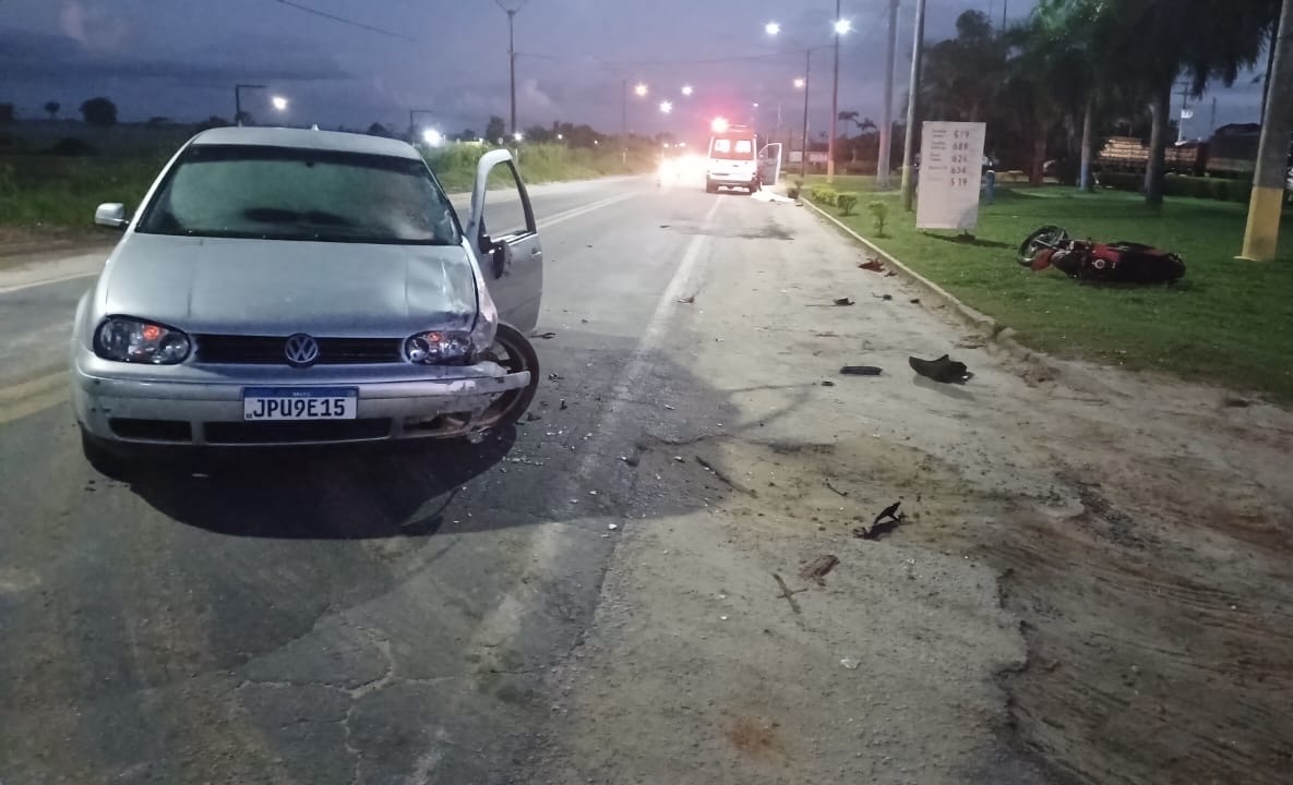 Motociclista perde a vida em acidente trágico na BR-101 enquanto motorista escapa da cena